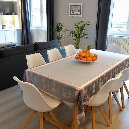 Once Upon A Time, Luxury Appart, 8 Guests, 3br Apartmán *