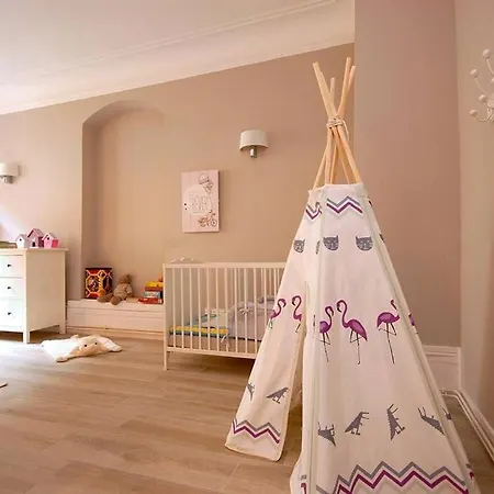 Once Upon A Time, Luxury Appart, 8 Guests, 3br Apartmán